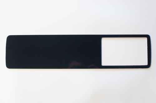 Тонированное оргстекло на панель приборов ВАЗ 2107 с вырезом