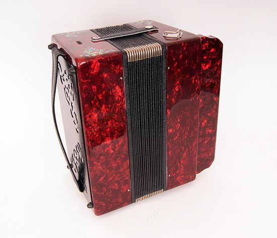 S32XL-A-RED Гармонь "Шуйская" 25х25-III-2, красная, Шуйская гармонь