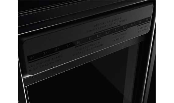 Винный холодильник AEG AWUS018B7B