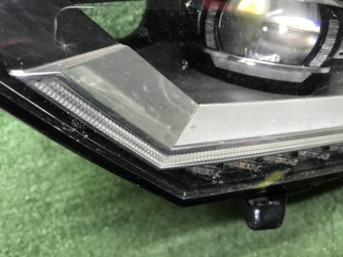 Битая Фара левая VW Passat B8 (2014-2020) LED