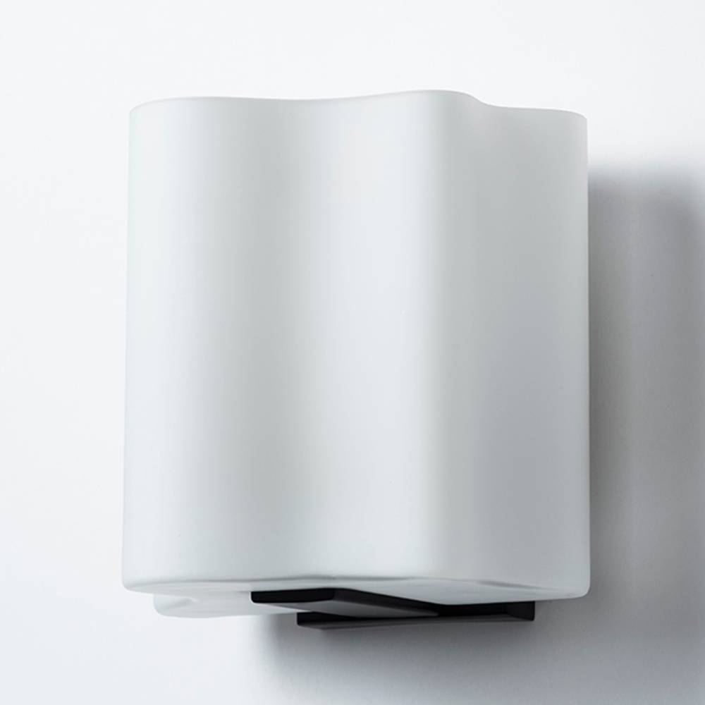 802617 Бра NUBI 1х40W E14 ЧЕРНЫЙ МАТОВЫЙ/БЕЛЫЙ