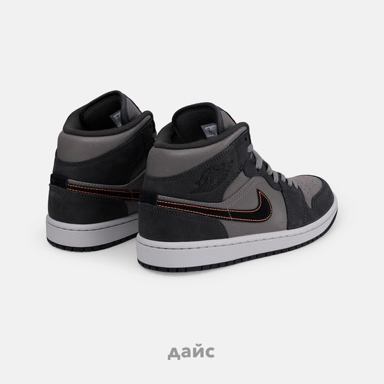 Кроссовки Jordan 1 Mid 