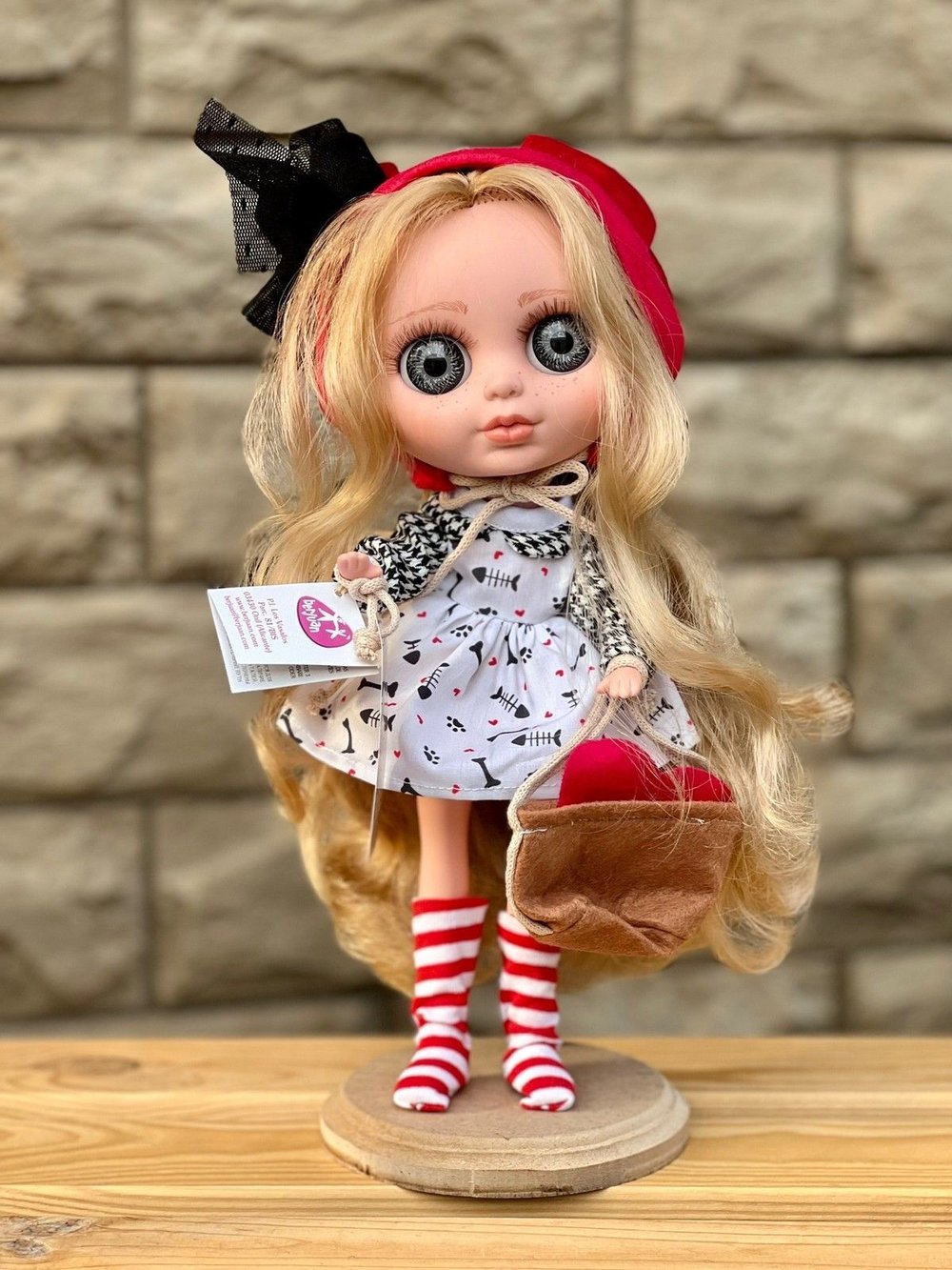 Кукла BERJUAN виниловая 32см BIGGERS Marianela Weber (24014)