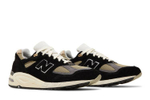 Кроссовки New Balance Teddy Madenb 990 V2