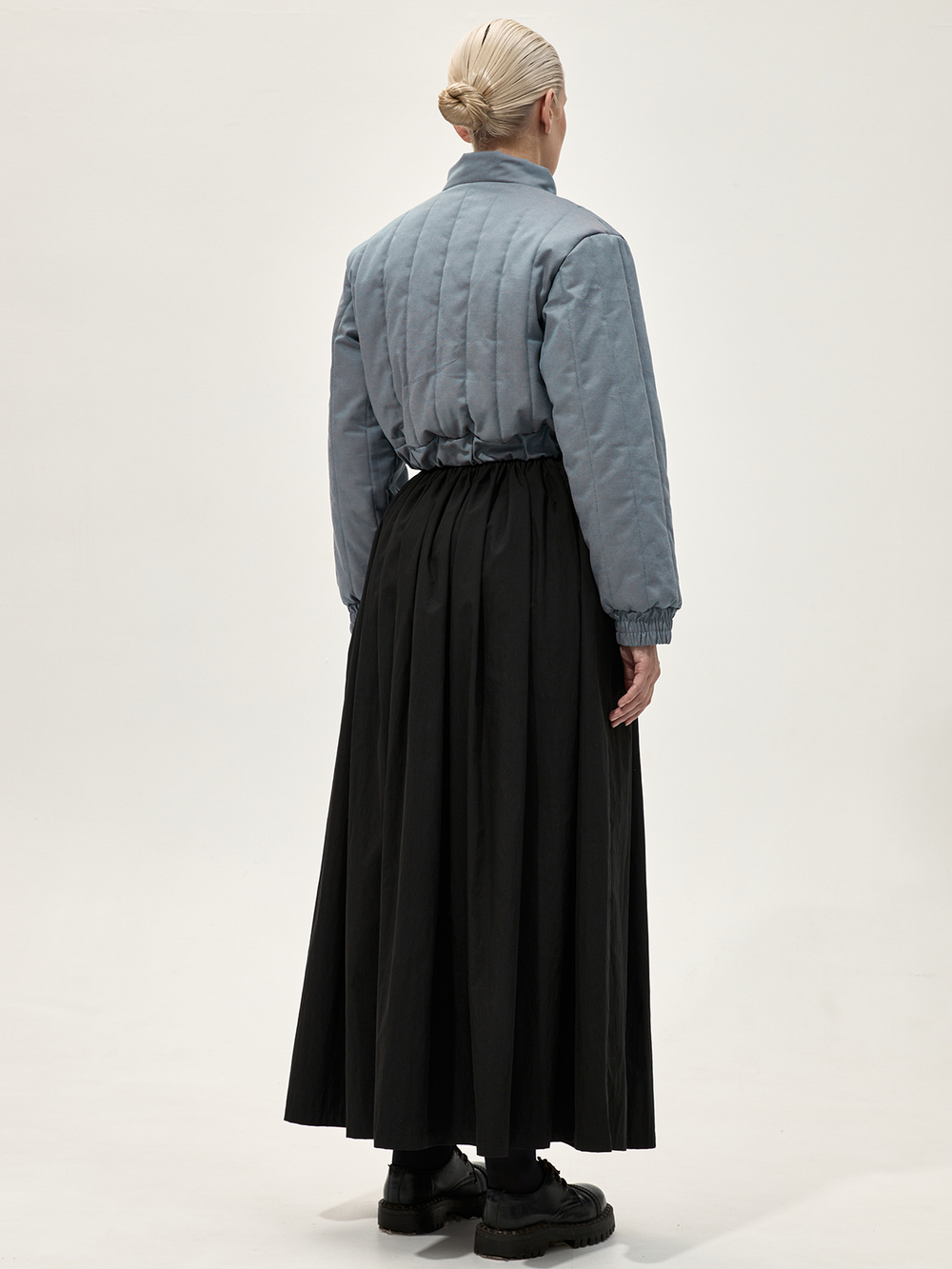 Бомбер стеганый укороченный "Александрит" с эффектом шанжан. Сине-лиловый