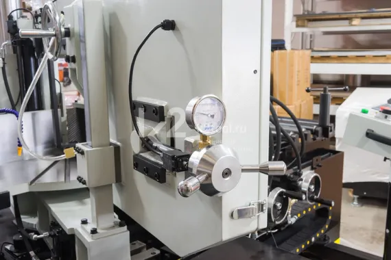 Ленточнопильный станок BS-500GA