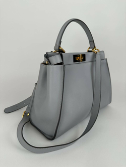 Сумка Fendi Peekaboo medium