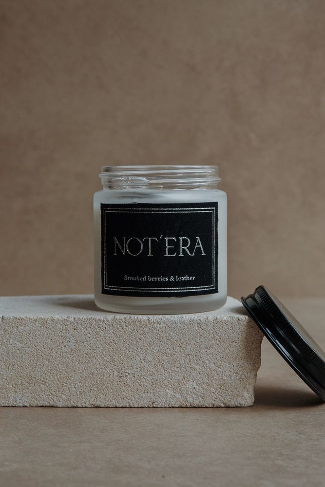 Ароматическая свеча Smoked berries &amp; leather, 100 мл / Notera