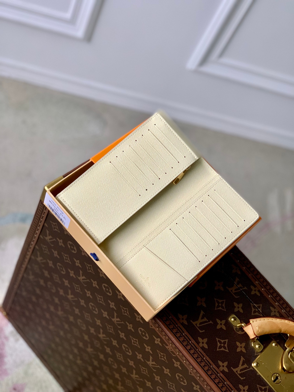 Louis Vuitton Brazza Wallet