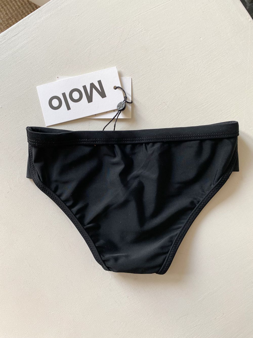 Новые плавки Molo, 104