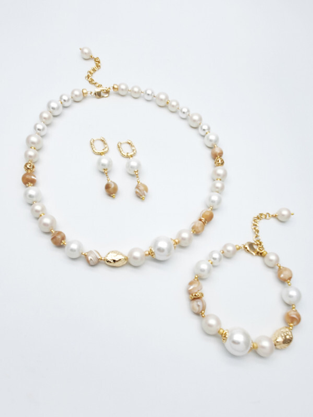 91002025 Колье Selena Pearls