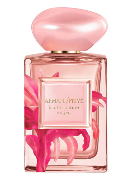 ARMANI Prive Haute Couture en Jeu