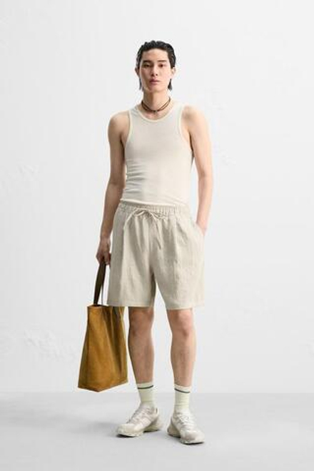 ZARA БЕРМУДЫ ИЗ СТРУЯЩЕЙСЯ ТКАНИ СО СКЛАДКАМИ, ПЕСОЧНЫЙ МЕЛАНЖ