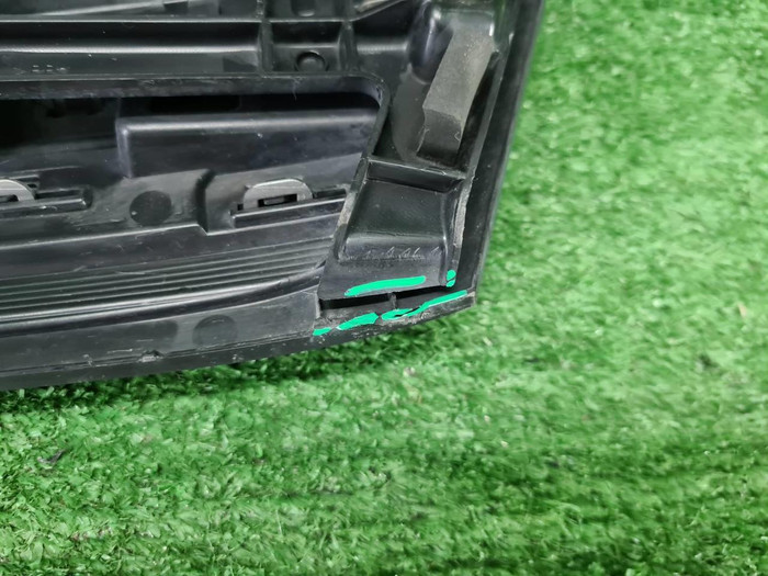 Решетка радиатора Suzuki Vitara 2 (2014-2019)