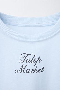 ZARA ФУТБОЛКА С ЦВЕТОЧНЫМ ПРИНТОМ, НЕБЕСНО-ГОЛУБОЙ