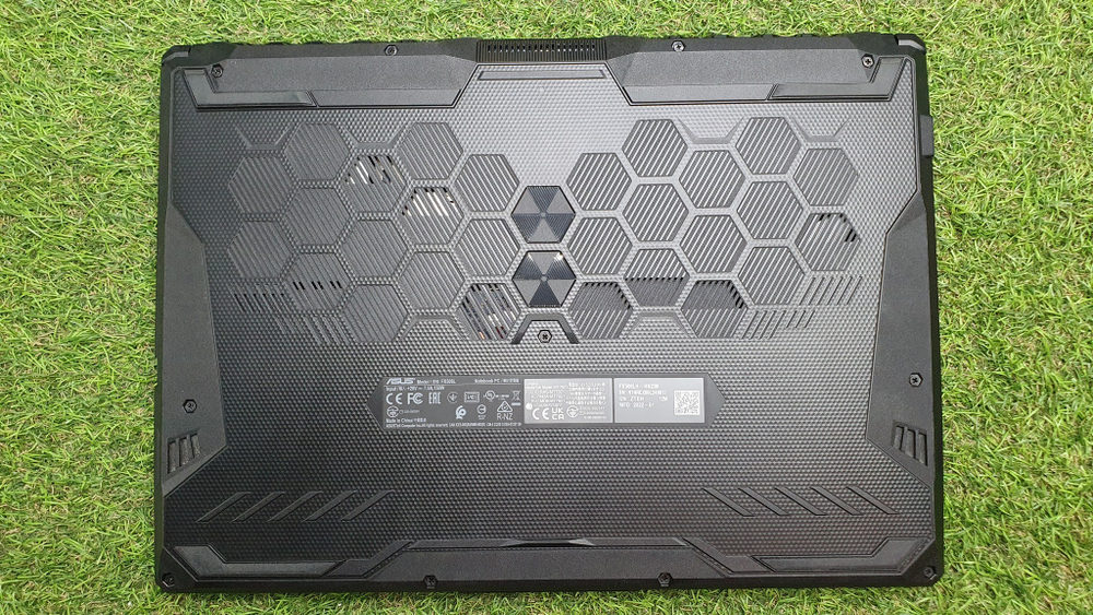 Игровой ASUS i5-10/16 Gb/GTX 1650 4 Gb/144Hz/TUF Gaming F15 FX506LH-HN236/(90NR03U2-M08560)/Windows 10