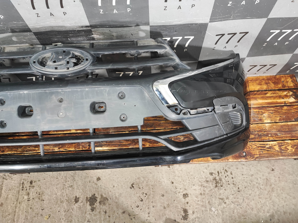 Бампер передний LADA Granta 18-нв Б/У Оригинал 8450103785