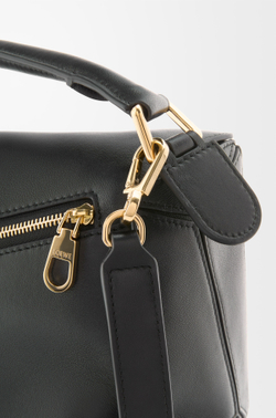 Loewe Маленькая сумка натуральной кожи, черный