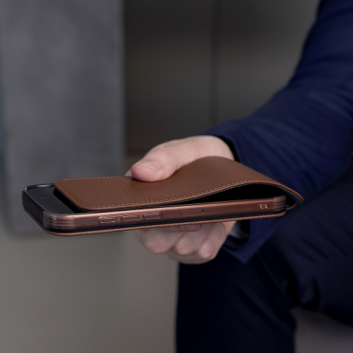 Чехол для iPhone 17 Pro Max - кожа теленка, шоколад