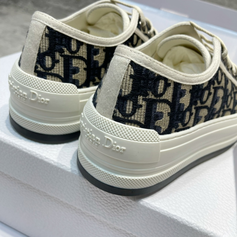 Christian Dior Walk'n'Dior Sneaker