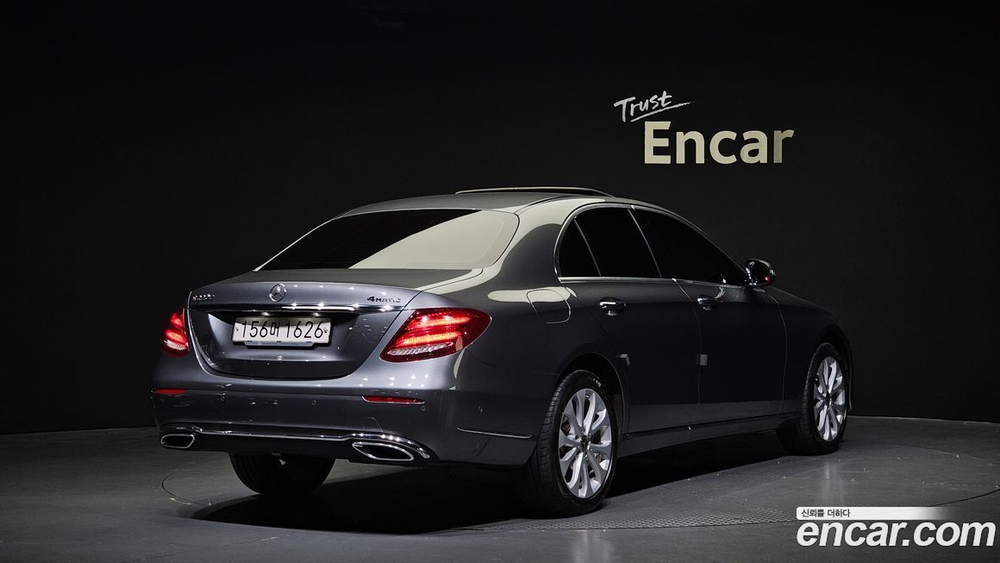 Mercedes-Benz E-Class W213 E220d 4MATIC Exclusive (07.2020)