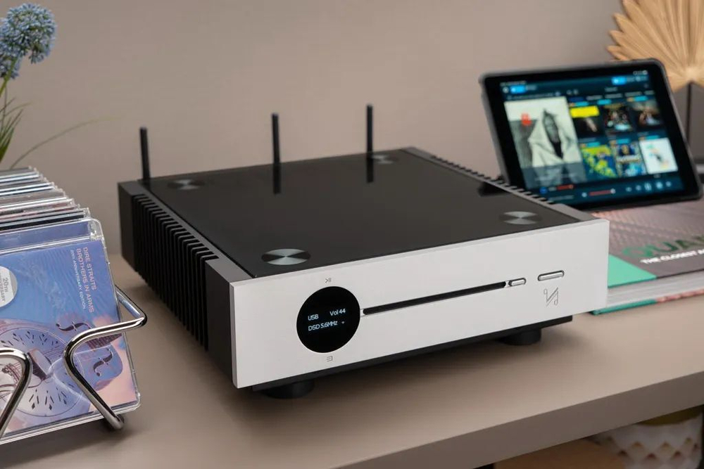 CD проигрыватель Quad Artera Solus Play Aluminium Black