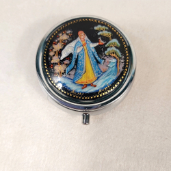 Таблетница с ручной росписью Палех "Снегурочка"