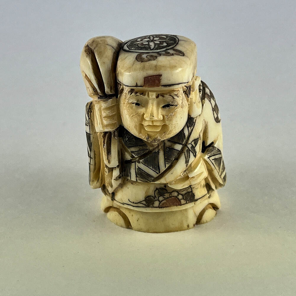 Статуэтка нэцкэ Эбису с мешком