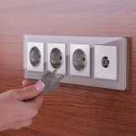 Рамка на 4 поста Favorit (дымчатый,стекло) W0041117