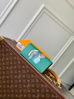 Louis Vuitton Brazza Wallet