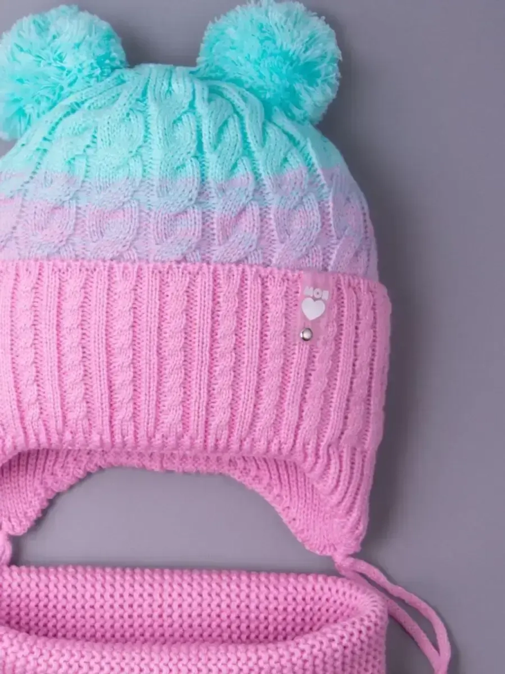Шапка для девочки осенняя вязаная и снуд
