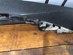 Накладка двери передней правой Kia Seltos 19-нв Б/У Оригинал 87724Q5010