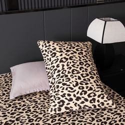 Комплект постельного белья с одеялом Сатин Велюрия Люкс «Ночной инстинкт»