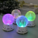 Сувенир Снежный шар «Новогодние пейзажи» 10.5*10.5*15.5 см (падающий снег, подсветка, музыка), микс