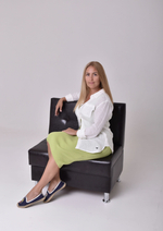 Стильный компактный диван Фабрики ОНИКС из практичного и износостойкого материала с оригинальным дизайном, вместительным ящиком для хранения, мягким наполнителем для дома, дачи и офиса