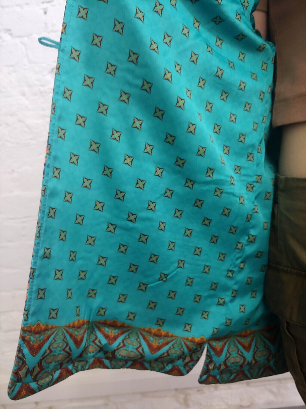 Трикотажный жакет "Богема", по мотивам традиционного вьетнамского лубка