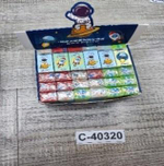 Ластик "Космонавт" 4,5*2*1,9 см в картонном держателе, 3 дизайна микс, С-40320