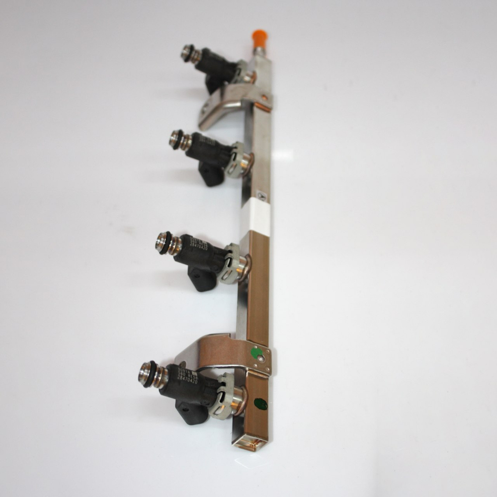 Рампа топливная в сборе с форсунками 1025100GD190 JAC T6