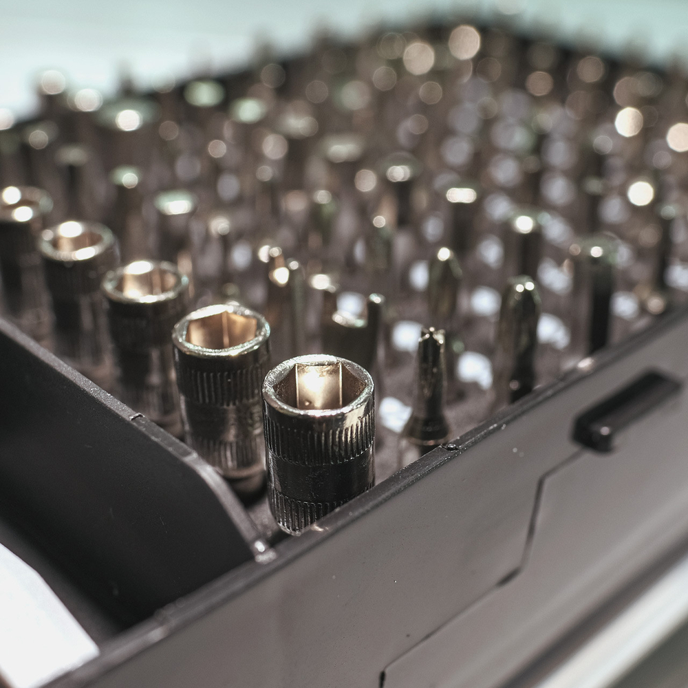 Набор ручного инструмента BORT BTK-117