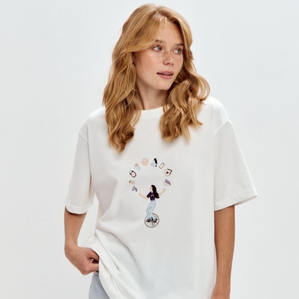 футболка в молочном цвете колесо баланса