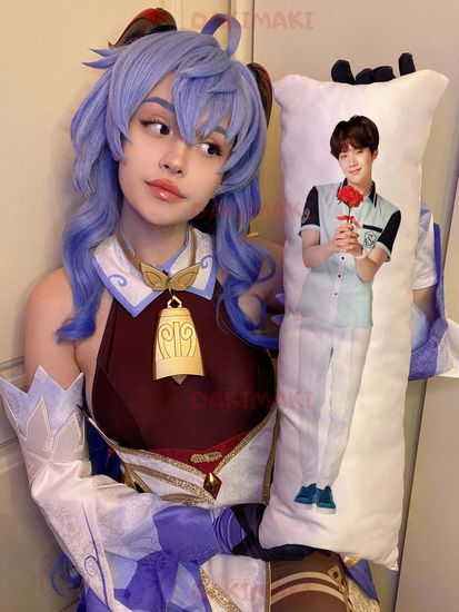 Мини дакимакура Шуга из БТС | BTS арт. M0304, 60х20 см