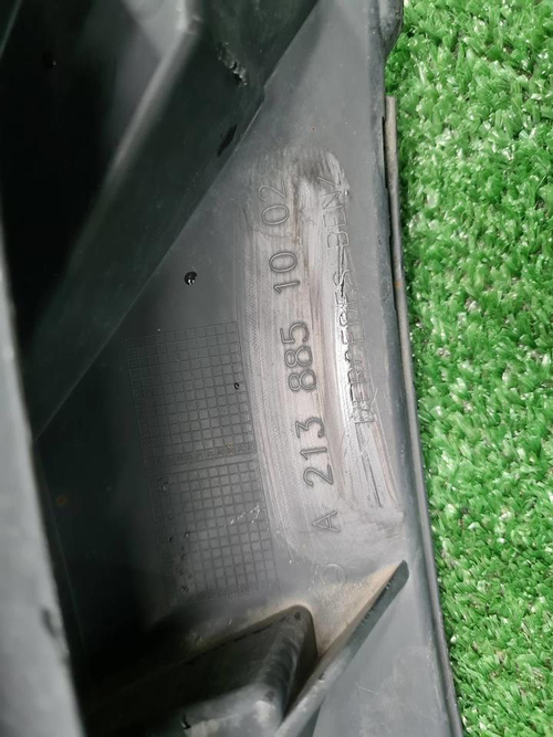 Кронштейн переднего бампера Mercedes E W213 16-21