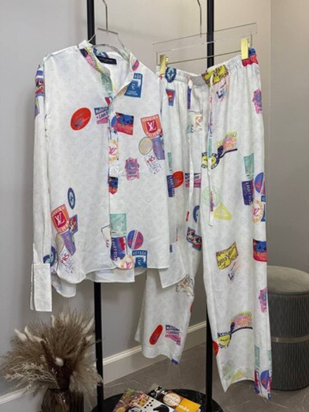 Костюм Louis Vuitton