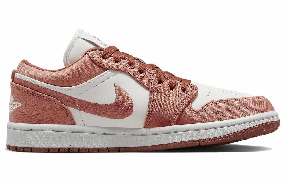 Кроссовки Jordan Air Jordan 1 Low Se "Canvas" (Женская размерная сетка)