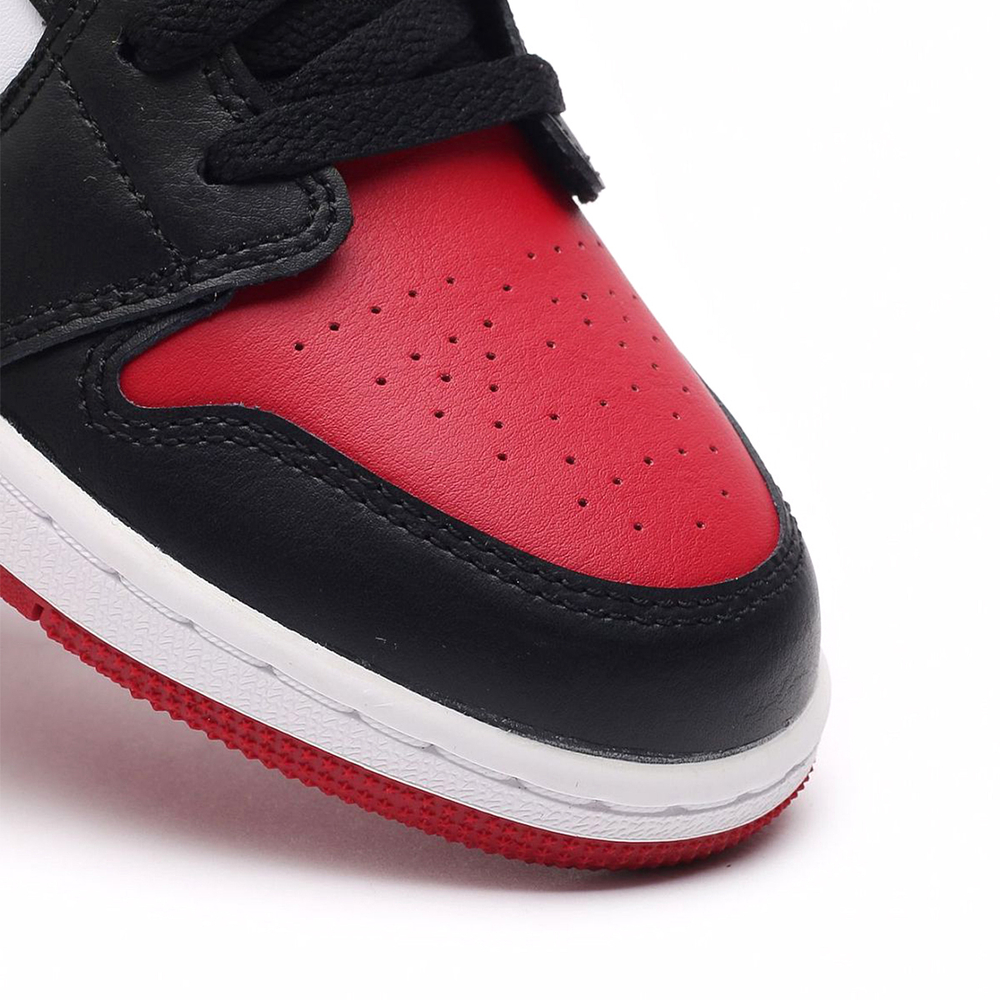 AIR JORDAN 1 LOW GS "BRED TOE"