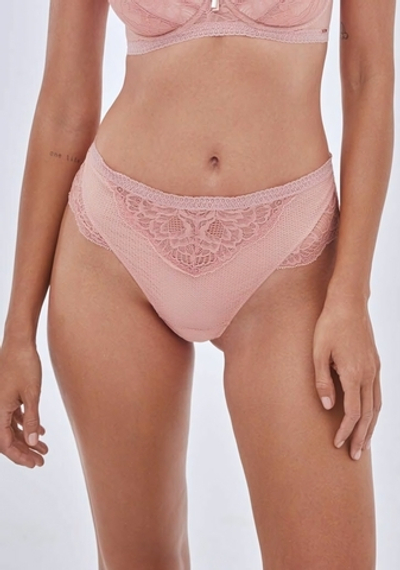 Трусики-стринги с завышенной линией талии Nude Rose (Размер: 36) (Цвет: пудровый)