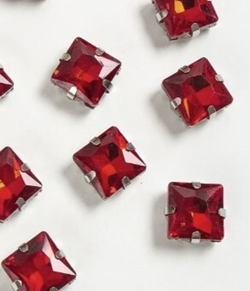 Стразы пришивные стекло в оправе, ш. 10 мм, красный