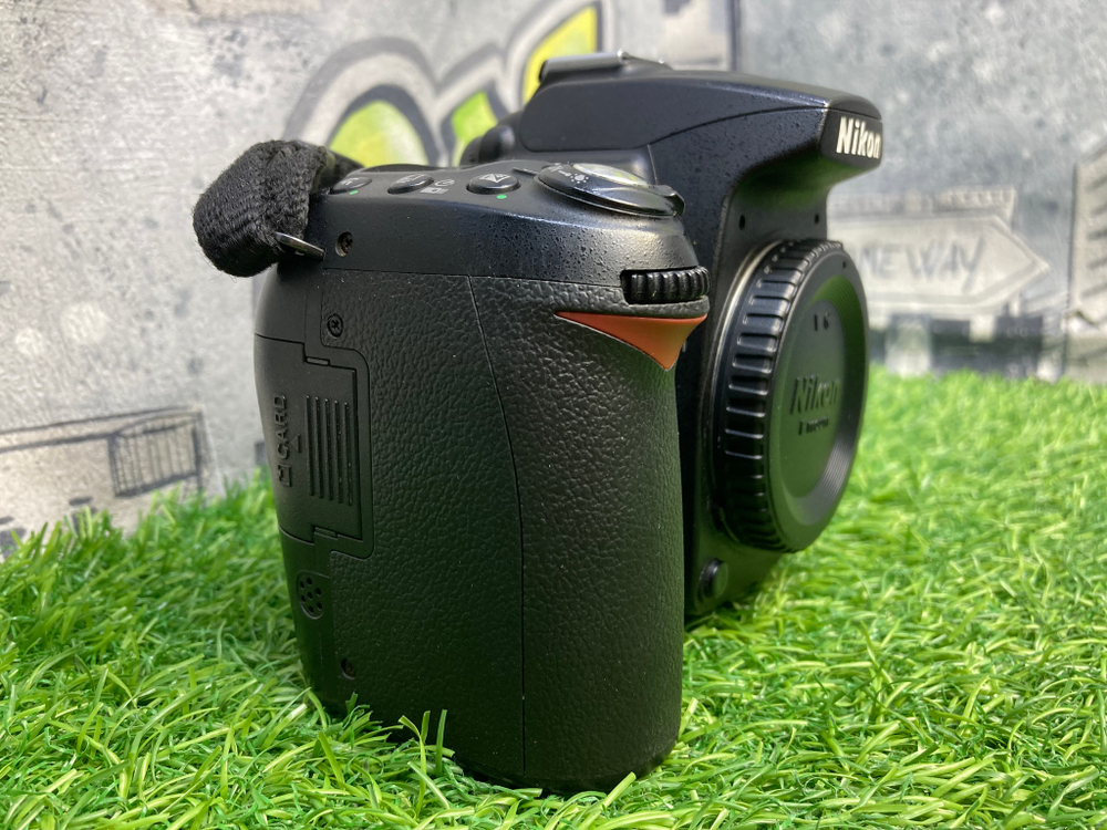 Nikon D90 (31.600 кадров) Покупка/Продажа