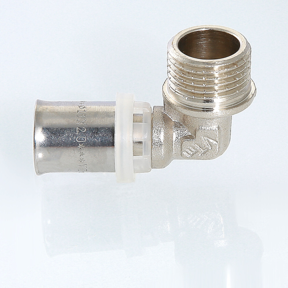 Угольник пресс с нар.р. 16 * 3/4"