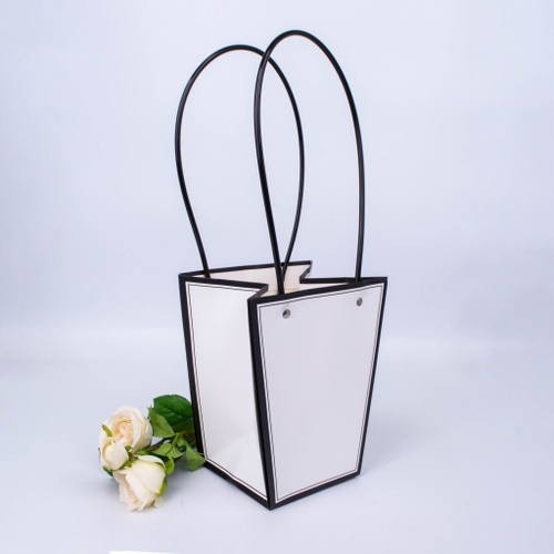 Пакет для цветов узкий с черной оконтовкой Белый